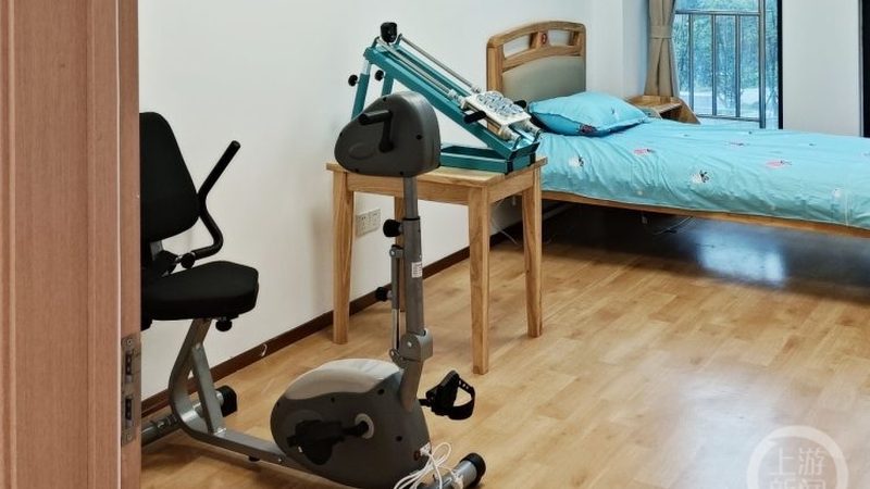 老人健康监测手表：功能解析与优缺点对比